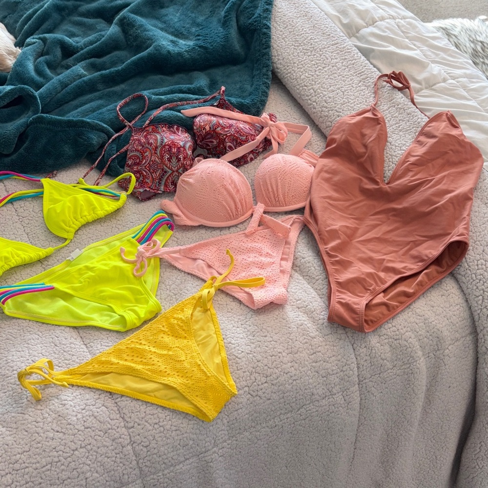Vibrant Swimwear Collection bathing suit bundle size 6 small bikini